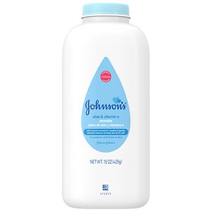 Johnson's Baby Powder, Soothing Aloe & Vitamin E