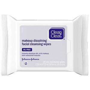 Clean & Clear Makeup Dissolving Facial Cleansing Wipes image
