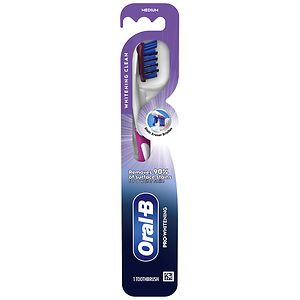 Oral-B 3D White Pro-Flex Toothbrush Medium, Full Head image