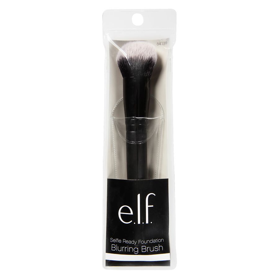 e.l.f. Selfie Foundation Blurring Brush