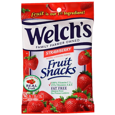 UPC 034856050964 product image for Welch's Fruit Snacks Strawberry - 5.0 oz | upcitemdb.com