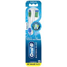 Oral-B Complete Deep Clean Toothbrush, Medium | Walgreens