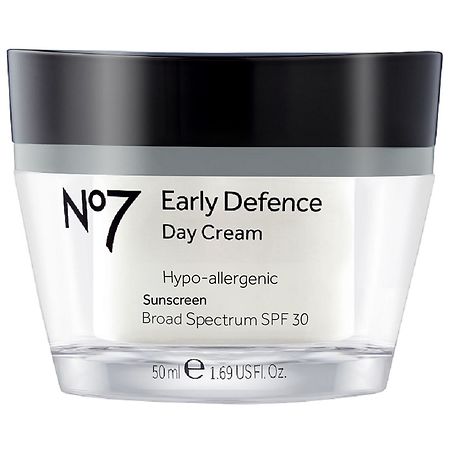 No7 - Early Defence Day Cream SPF 30