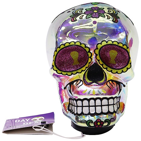 Festive Voice Lighted Skull